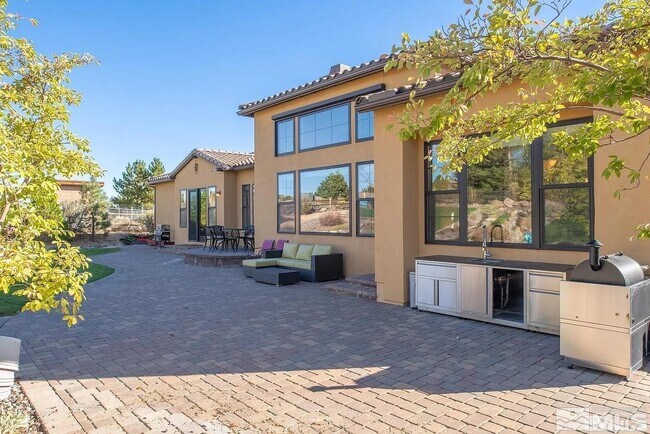 Building Photo - 3945 Aspen Trail