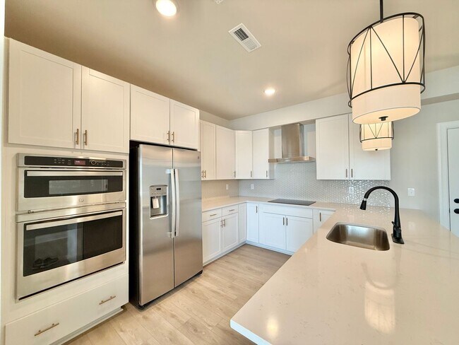 Building Photo - Stunning New Construction 2BD, 2.5BA Cary Townhome-Style Condo with a 1-Car Garage, EV Charging C...