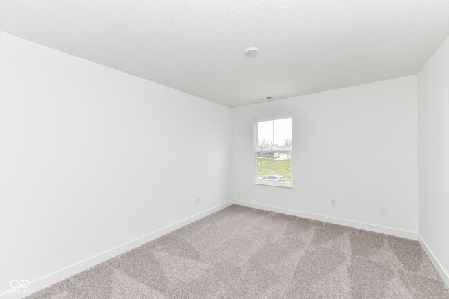 Building Photo - 16913 Sherwin Ct