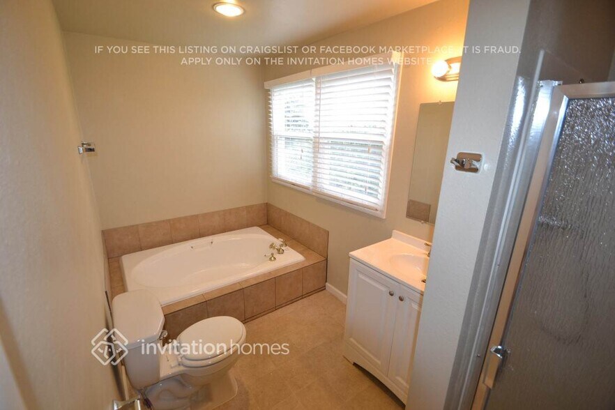 Building Photo - 8305 43rd Pl W