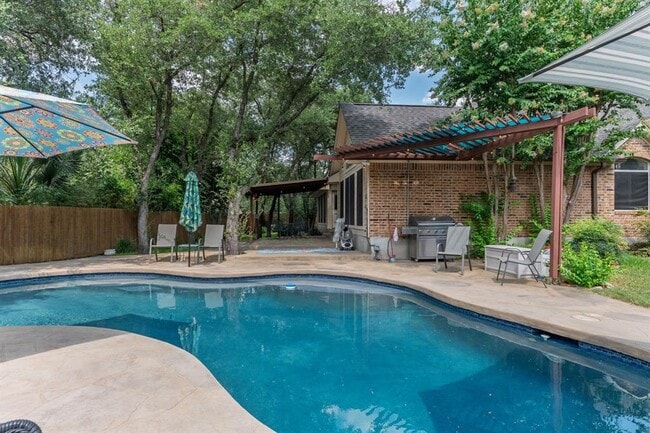 Building Photo - 8908 Pepper Rock Dr