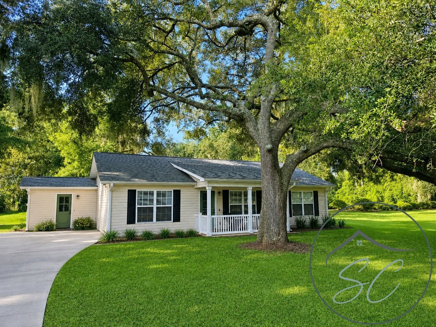 Building Photo - 1709 Westvine Dr