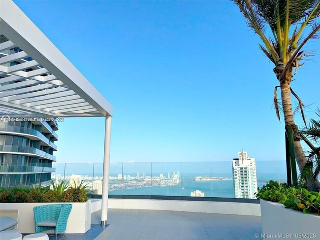 Building Photo - 55 SW 9th St