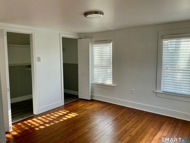 Building Photo - 74 Liberty St