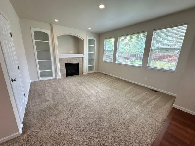 Building Photo - Sanders Mill Neighborhood 3 Bedroom, 2 Bat...