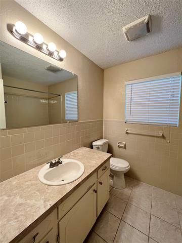 Building Photo - 100 Comanche Ct