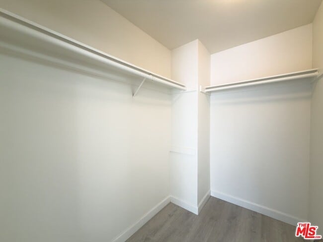 Building Photo - 2708 Arizona Ave