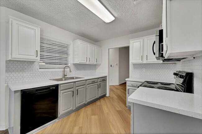 Building Photo - 4051 Saint Christopher Ln