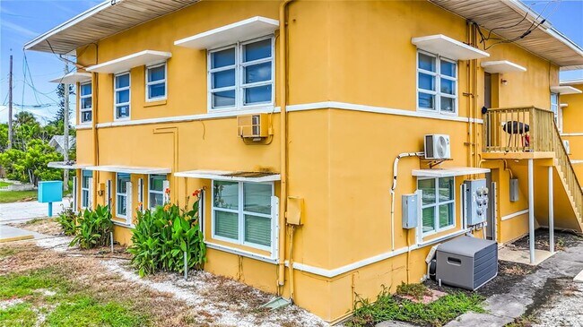 Building Photo - 101 154th Ave