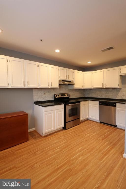 Building Photo - 157 Azalea Ct