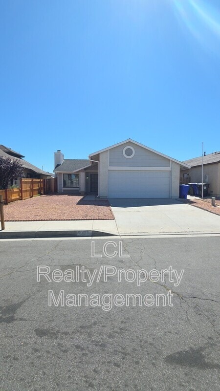 Building Photo - 12225 Pluto Dr