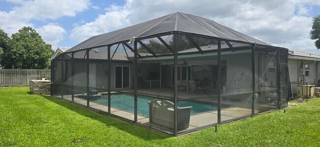 Building Photo - 288 NW 89th Ave