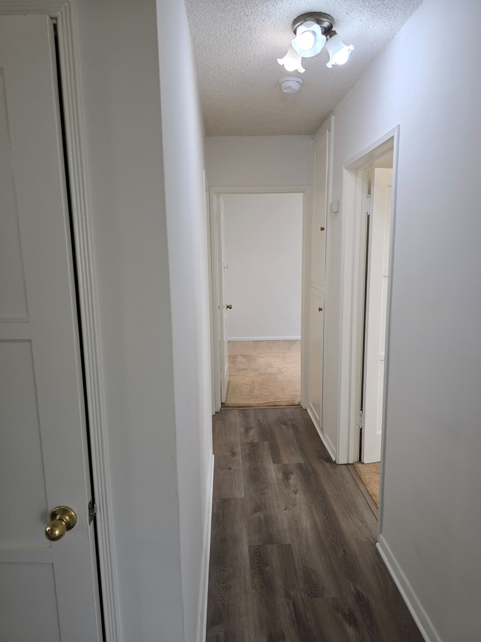 11-Hallway - 10742 Galvin St