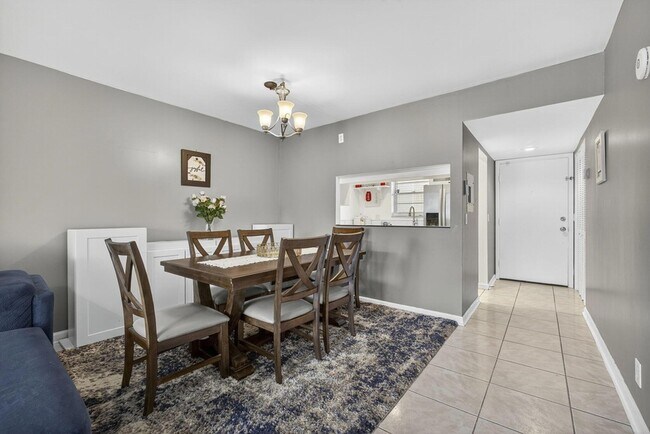 Building Photo - 12001 Poinciana Blvd