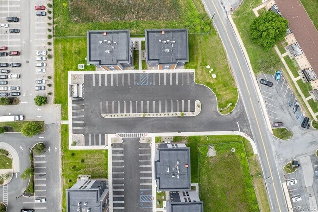 Building Photo - 6 Giada Ln