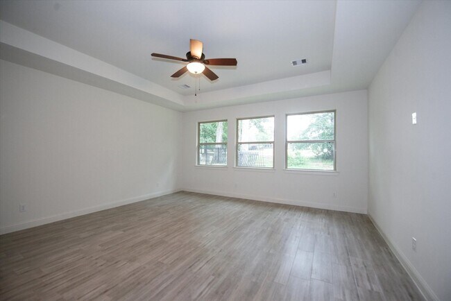 Building Photo - 4790 W Fork Blvd