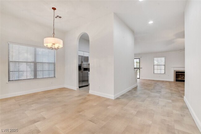 Building Photo - 5100 Linkside Dr
