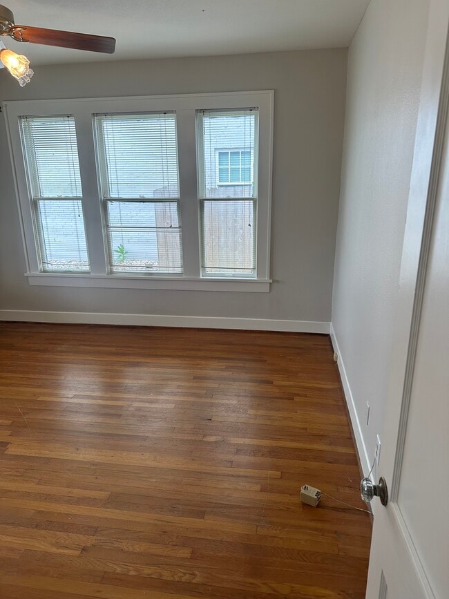 Front Bedroom - 2600 Lubbock Ave
