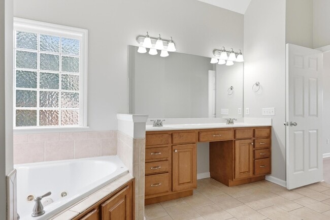 Building Photo - 9186 Belleau Ridge Dr