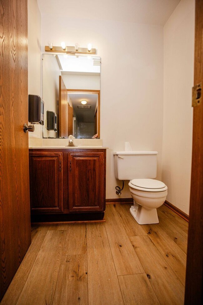 Building Photo - 4208 Foxfire Ct