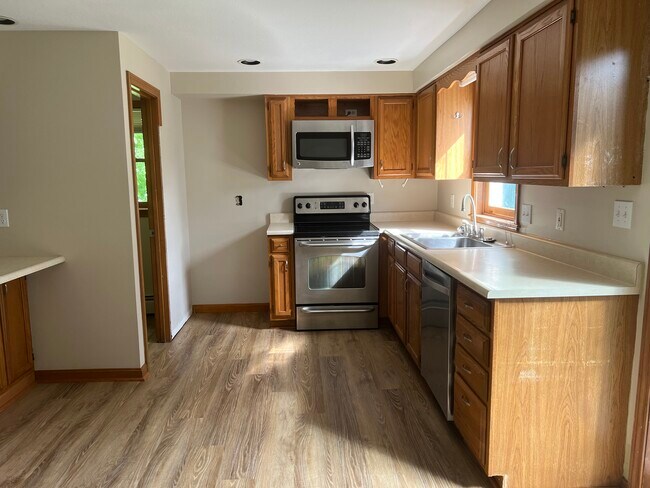 kitchen - 16 Caryn Dr