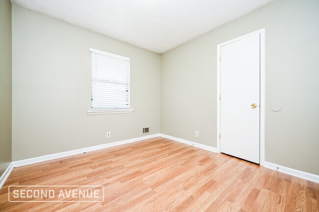 Building Photo - 2237 Rocklane Dr
