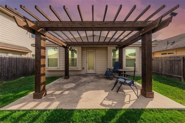 Building Photo - 15111 Verela Dr