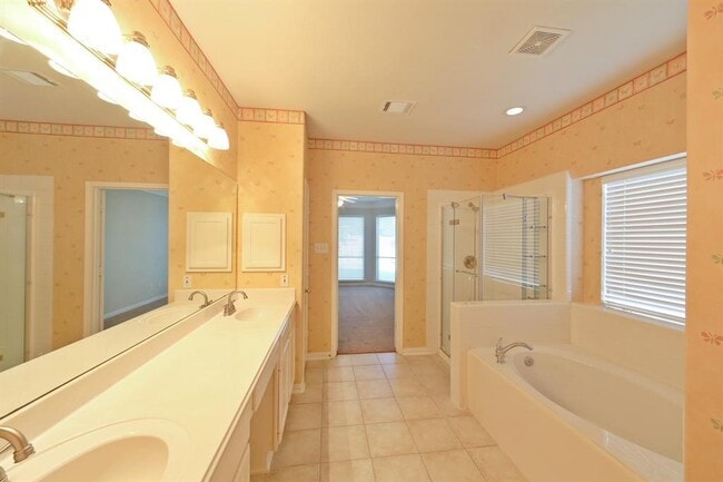 Building Photo - 407 Groveton Ridge Ln