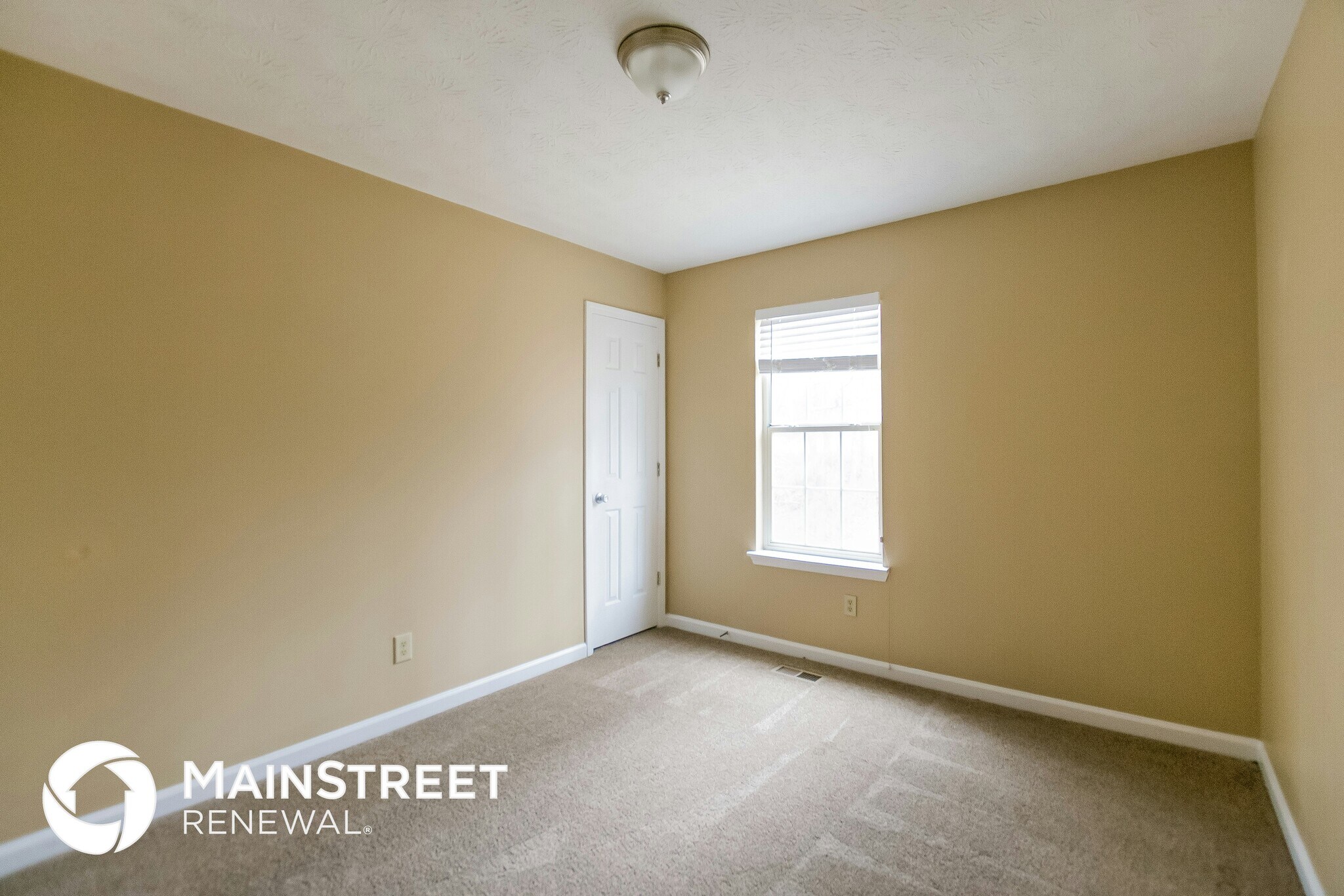 Building Photo - 325 King Henry Rd