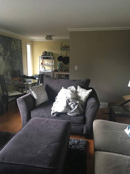 Building Photo - 1245 Race St