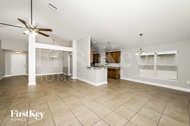 Building Photo - 10921 Standing Stone Dr