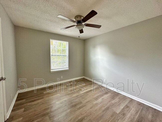 Building Photo - 4404 Gina Brooke Dr