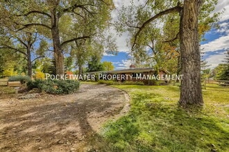 Building Photo - 6086 Simmons Dr