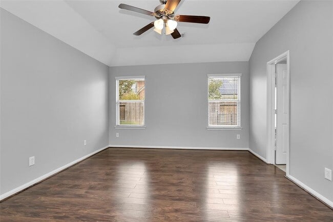 Building Photo - 28234 Sweet Oak Ln