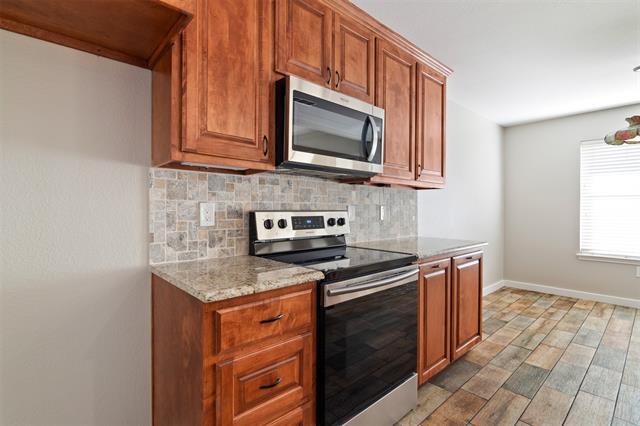 Building Photo - 757 Tanglewood Dr
