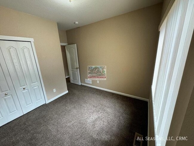 Building Photo - 4928 Desert Varnish Dr