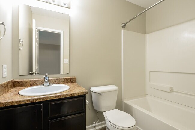 Building Photo - 2666 Kilmurray Dr