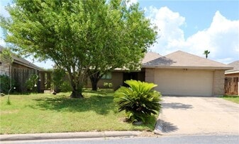 Building Photo - 2201 Pin Oak Rd