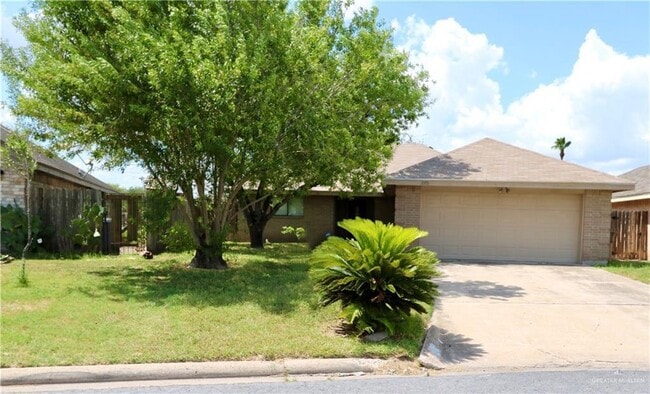 Building Photo - 2201 Pin Oak Rd