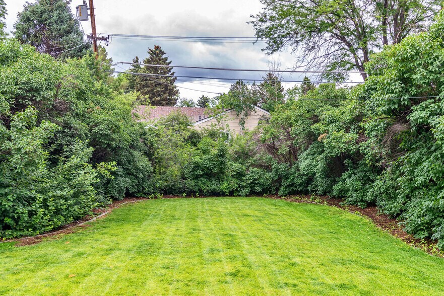 Building Photo - 3388 S Holly St