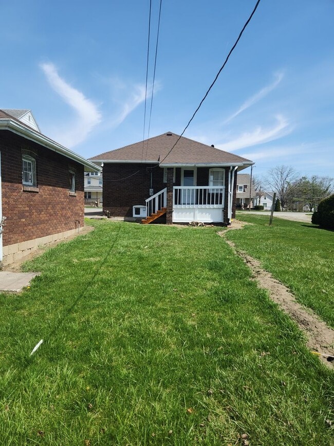 Building Photo - 2 BR House in Garrett