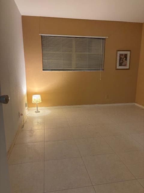 Building Photo - 669 Saxony Trail