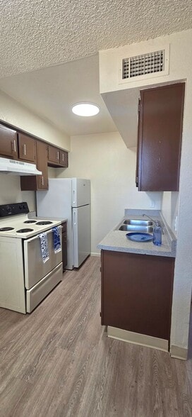 Interior Photo - Executive Apartments