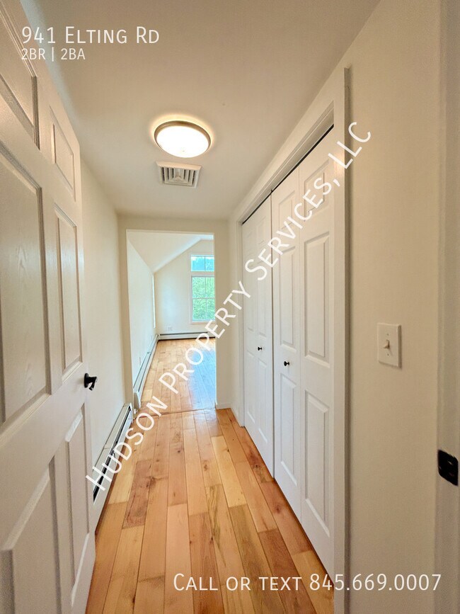 Building Photo - 941 Elting Rd