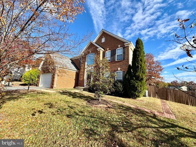 Building Photo - 15000 Onan Ct