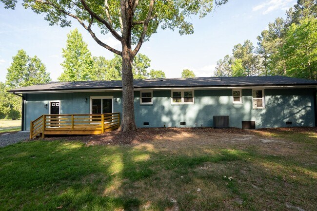 Building Photo - 6561 Huntsboro Rd