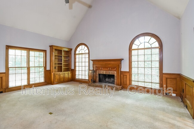 Building Photo - 330 Banyon Brook Point