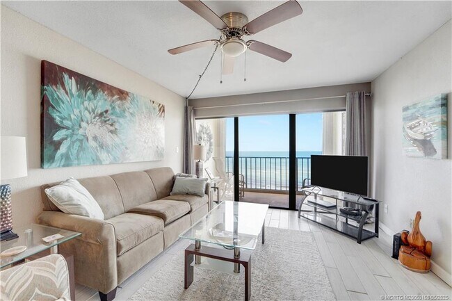 Building Photo - 10310 S Ocean Dr