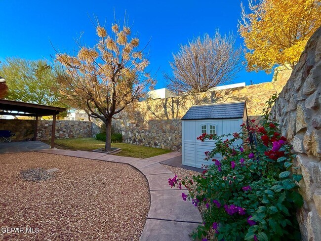 Building Photo - 7349 Skyrocket Dr