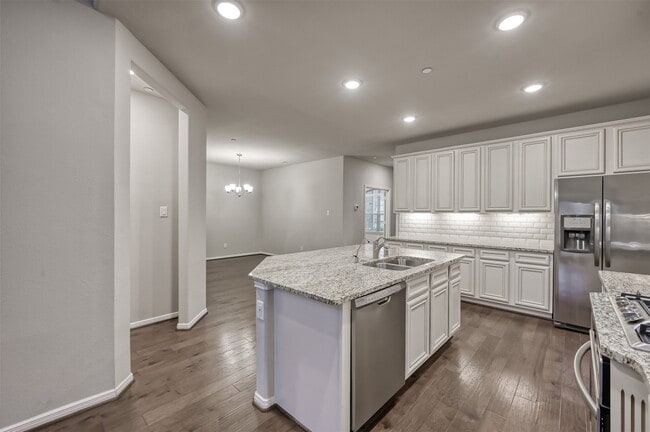 Building Photo - 15331 Westland Gate Dr